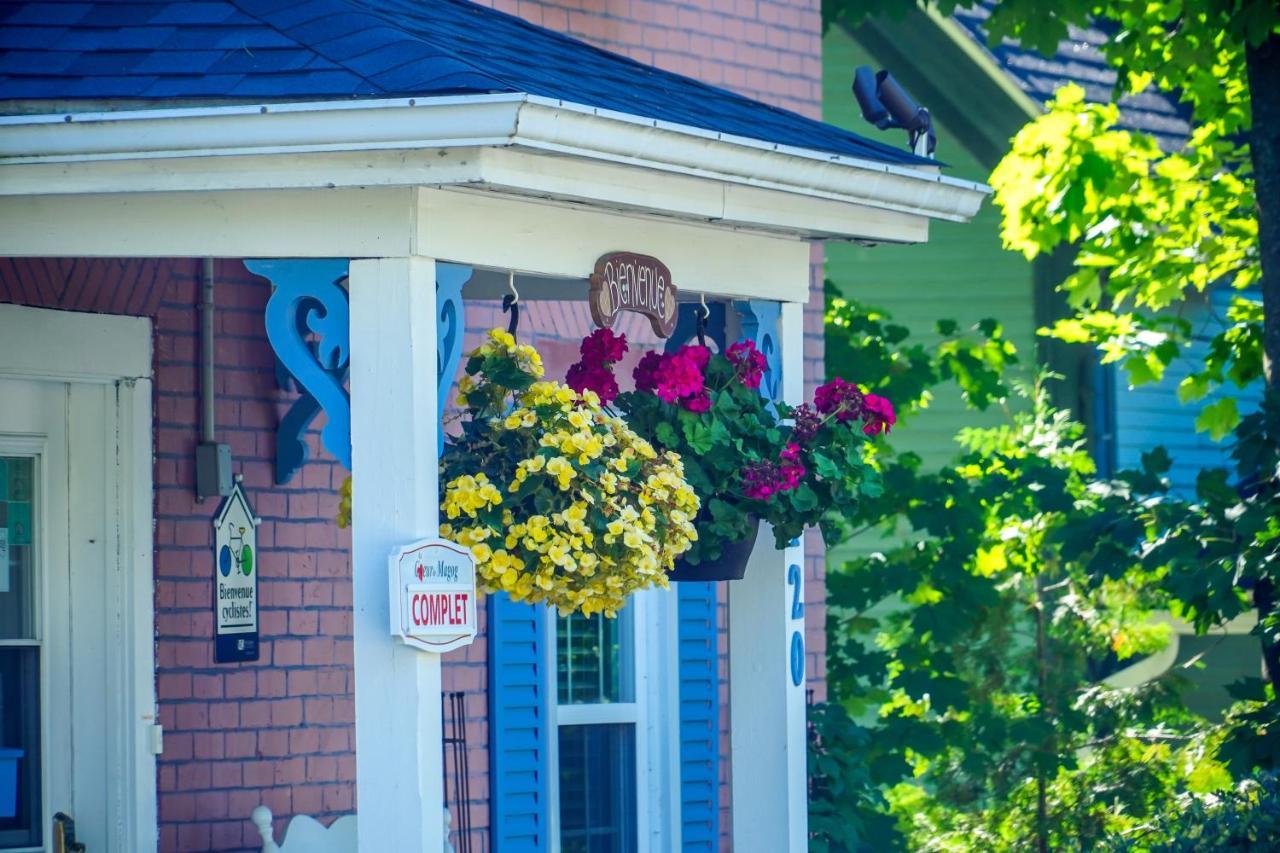 Bed and Breakfast Au Coeur De Мейгог Экстерьер фото