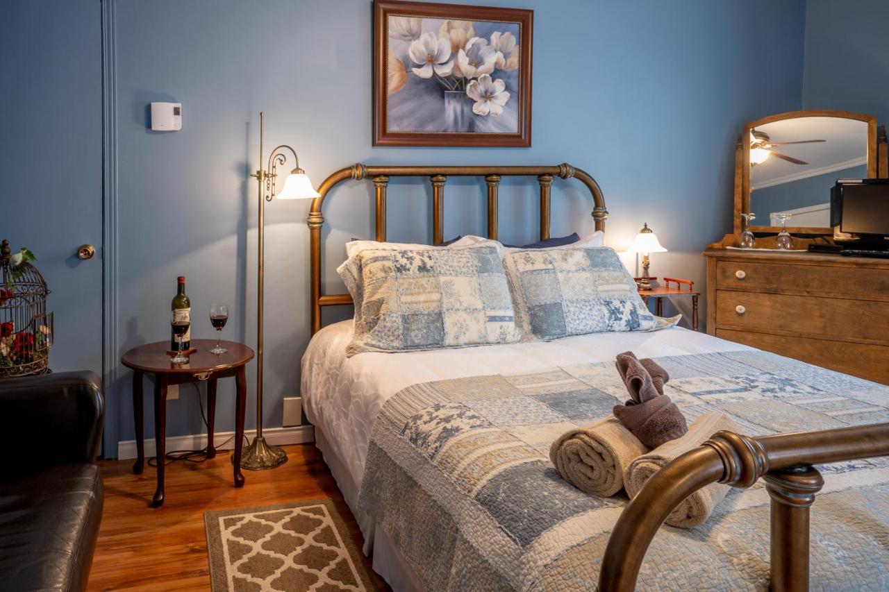 Bed and Breakfast Au Coeur De Мейгог Экстерьер фото