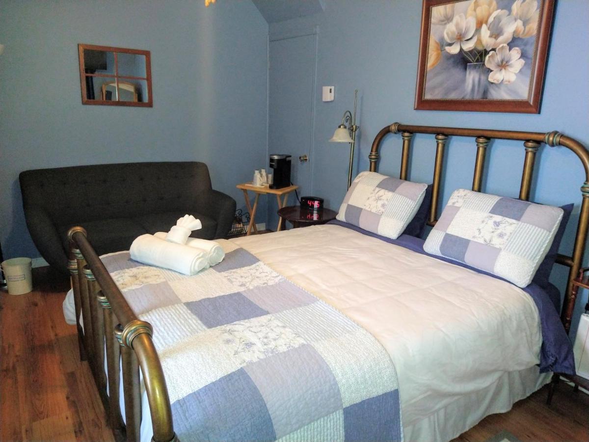 Bed and Breakfast Au Coeur De Мейгог Экстерьер фото