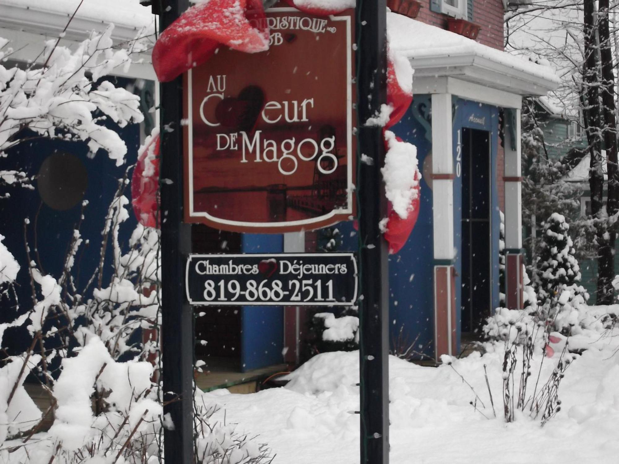 Bed and Breakfast Au Coeur De Мейгог Экстерьер фото